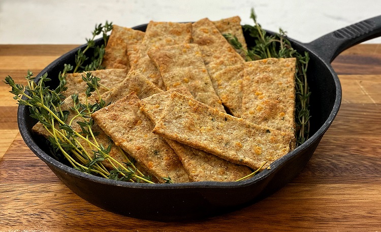 Whole wheat parmesan thyme crackers